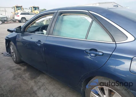 2016 Toyota Camry Xse/Xle z USA, uszkodzony, nr VIN 4T1BK1FK8GU572871